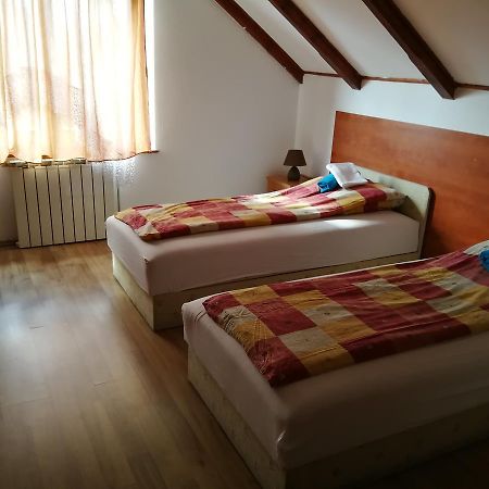Dunakanyar Bed & Breakfast God Екстер'єр фото